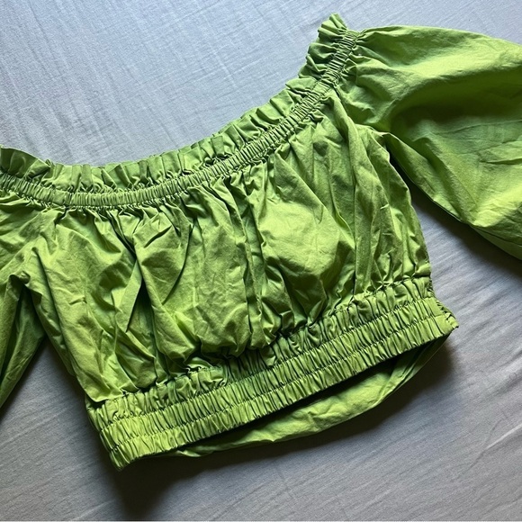 Song of Style green cropped ruffle puff long sleeve off shoulder blouse - Picture 3 of 5